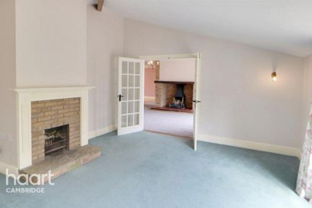 4 bedroom detached house to rent - Photo 5