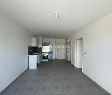 APPARTEMENT T2 AVEC GARAGE MONTEUX, - Photo 2