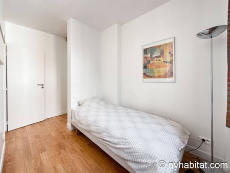 Logement à Paris, Location meublée - Photo 2