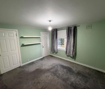 2 bedroom maisonette to rent - Photo 2
