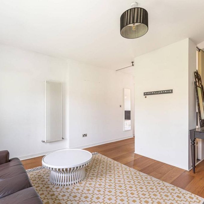 1 bedroom flat to rent - Photo 1