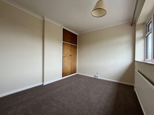 Cypress Grove, Stoke-On-Trent, Blythe Bridge - Photo 1