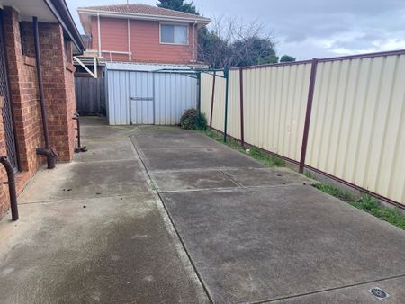 3x Bedroom house - Photo 3