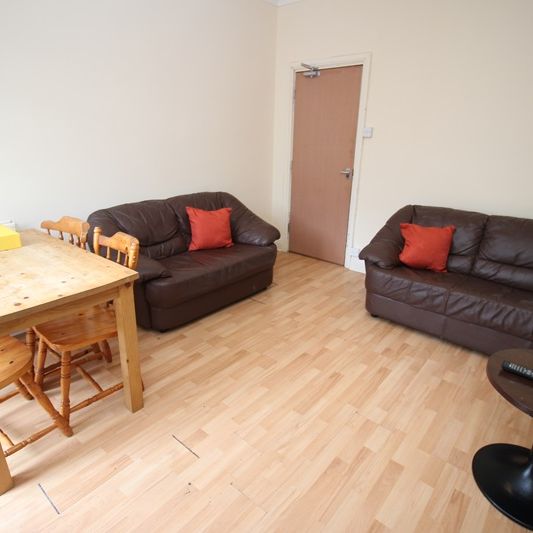 11 Arboretum Avenue - Photo 1