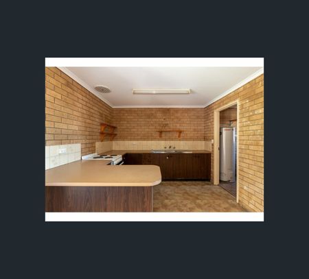 12/607 Prune St, Lavington, NSW 2641 - Photo 2