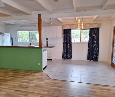 Partly Furnished 3 Bedroom Top Floor Unit with Pool - Photo 5