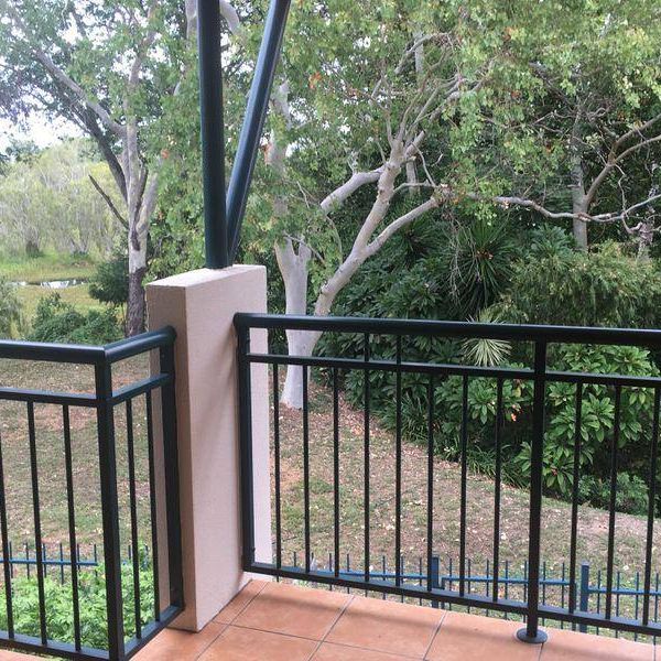 STYLISH APARTMENT WITH BUSH AND RIVER VIEWS FROM YOUR BALCONY! - Photo 1