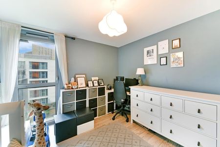 2 Bed Flat, Heron Place, E16 - Photo 4