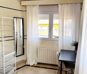 Calle Jaenar, Madrid, Community of Madrid 28043 - Photo 3