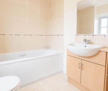 4 bedroom detached house to rent - Photo 5