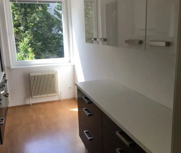 Charmante 3-Zimmer-Wohnung in ruhiger Lage - nahe dem Schloß Hetzen... - Photo 2