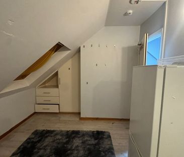 Room in a Shared House, Alexandra Road, N15 - Photo 1