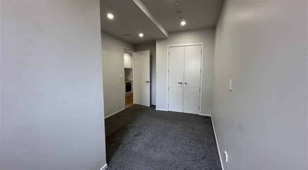 Great 1 Bedroom Apartment - Photo 3