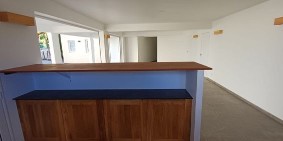 Location Appartement 107m² 4 pièces Fort de france - Photo 3