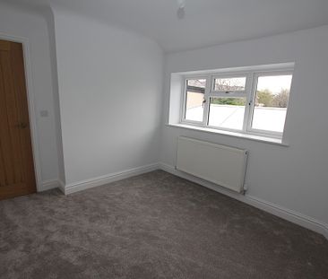 3 Bedroom Semi-Detached House, Chester - Photo 3