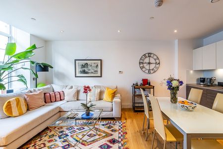 2 Bed Flat, Clapham Road, SW9 - Photo 2