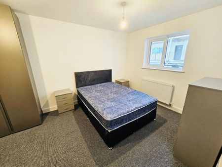 2 bedroom apartment to rent - Photo 4