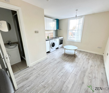 Studio to rent - Photo 2