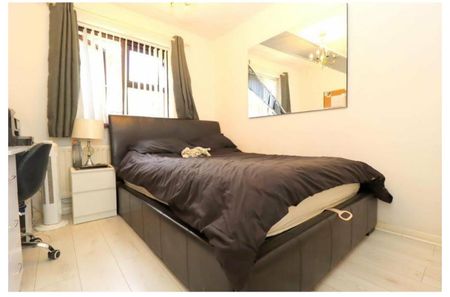 Room in a Shared House, Luton, LU3 - Photo 4