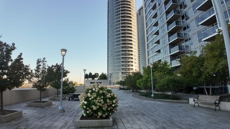 For Lease - 151 Village Green Square Unit# 2507, Toronto, Ontario - Photo 2