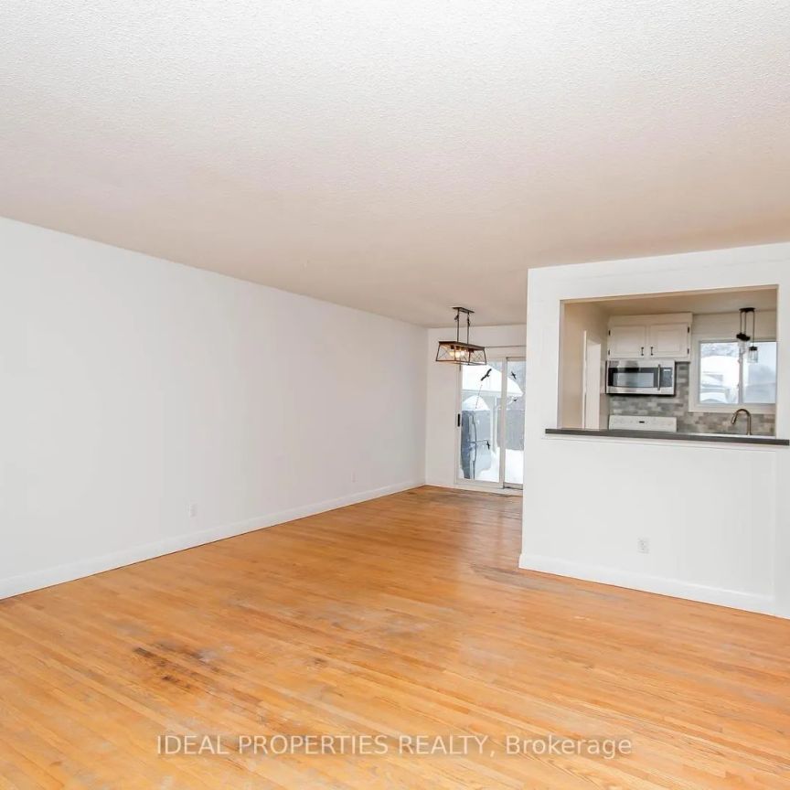 103 SHERWOOD STREET - Photo 1