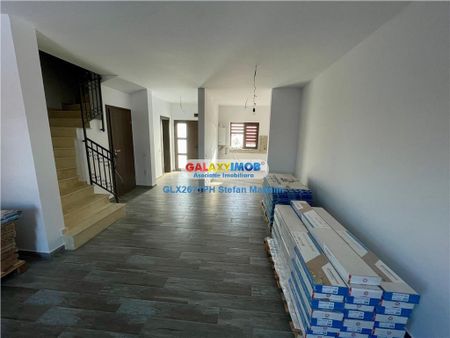 CASA NEMOBILATA - 2 LOCURI DE PARCARE - BUCOV, PRAHOVA - Fotografie 4