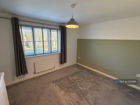 2 bedroom semi-detached house to rent - Photo 2