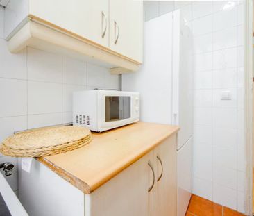 Calle de Arriaza, Madrid, Community of Madrid 28008 - Photo 6