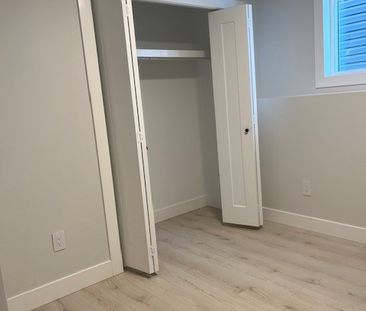 2 BDRM/ 1 BATH - HENRY DAYDAY RD - Available DEC 1 - Photo 5