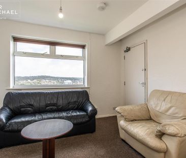 5 bedroom semi-detached house to rent - Photo 1