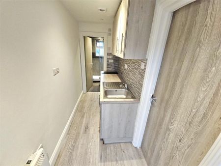 1 bedroom apartment to rent - Photo 3