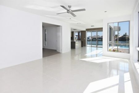 12 Anchorage Circuit, Twin Waters. - Photo 2