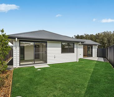 19 Solomon Drive, Lake Cathie NSW 2445 - House For Rent | Domain - Photo 5