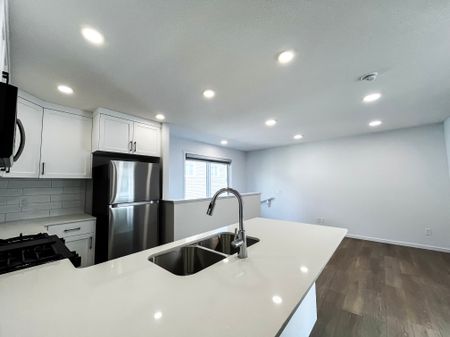 Special Incentive. New Garden Suite Living In The Orchards | Pet Friendly & Private. - Photo 2