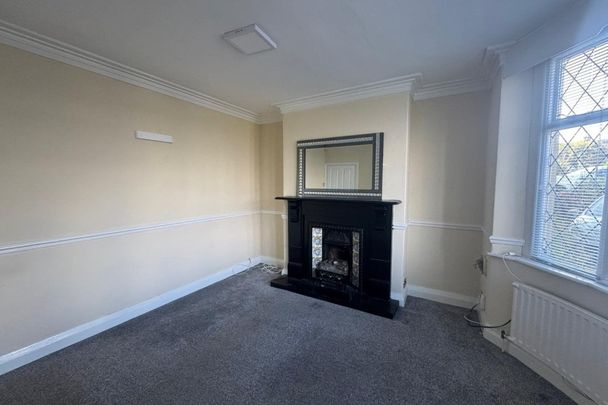 Fairy Dell, BINGLEY - Photo 1