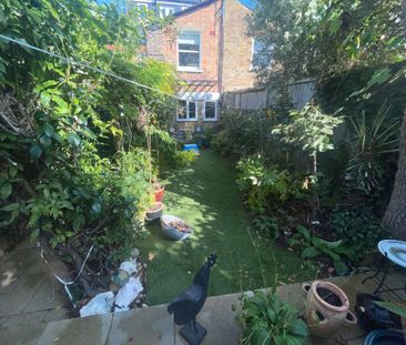 1 bedroom in a house share to rent - Photo 2