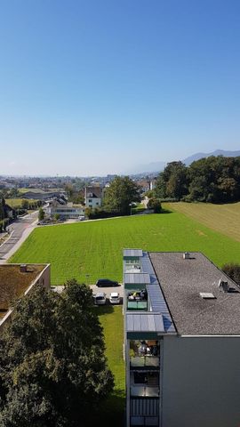 "Sanierte Familienwohnung mit toller Aussicht" - Photo 3