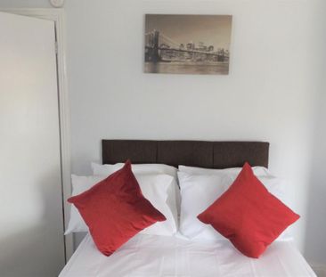 4 bedroom house share to rent - Photo 5