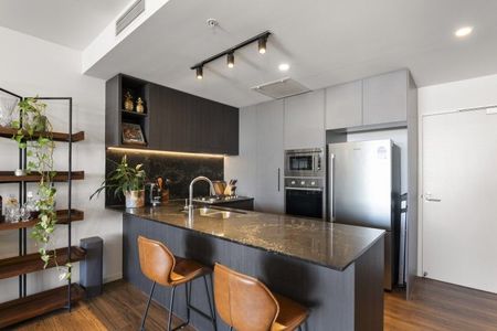 Fully Furnished 2 Bedroom Apartment - Photo 5