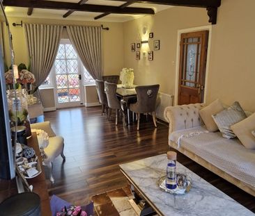 2 Bed Semi-Detached House, Alwyn Close, LU2 - Photo 2