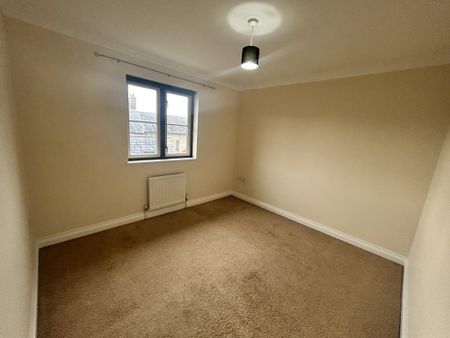 3 bedroom detached house to rent - Photo 2