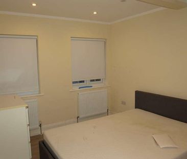 Hatch End, HA5 - Photo 2