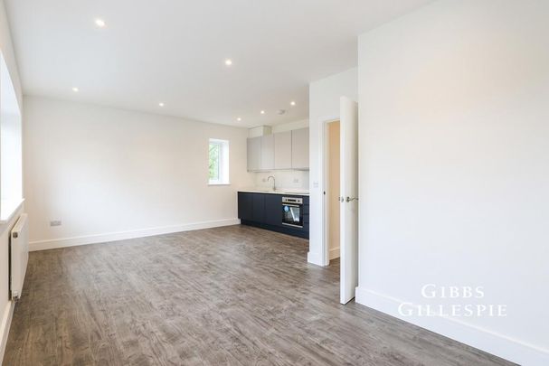 2 bedroom flat to rent - Photo 1