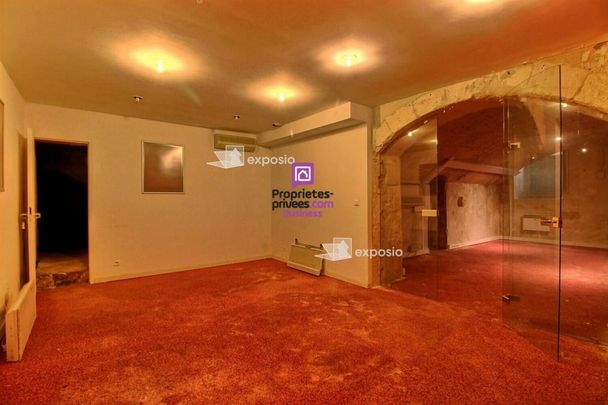 Location Appartement 1 pièce 196m² ARLES 13200 - Photo 1