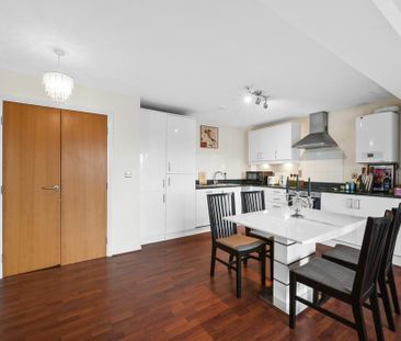 2 bedroom apartment to rent - Photo 5