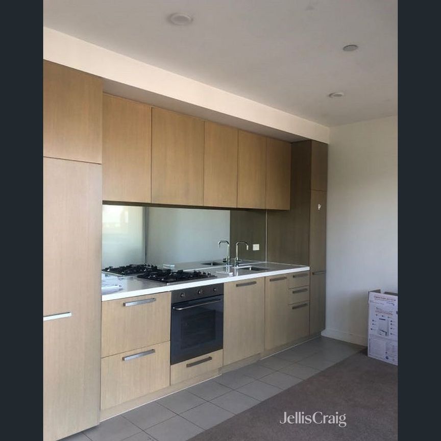 Inner City Living - Photo 1