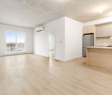 37 Boul. Brunswick, #308 - Photo 1