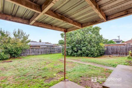 Take a Walk on the Southside!! - Photo 4