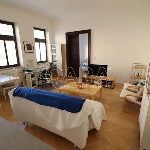 Pronájem slunného 2+kk (71 m - Photo 1