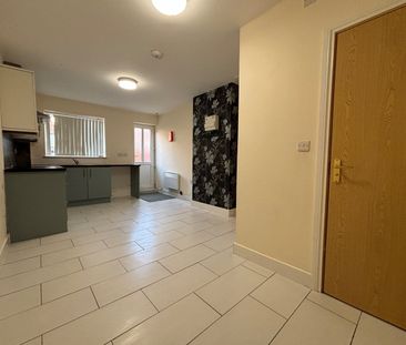 Studio Flat, Mere Road, LE5 - Photo 2
